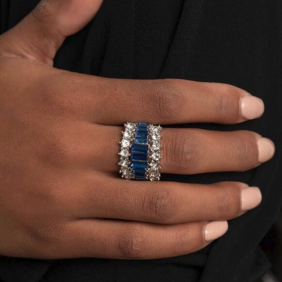 Paparazzi Jewelry Accessories - CACHE Value - Blue Ring - Vintage - Picture 3 of 4